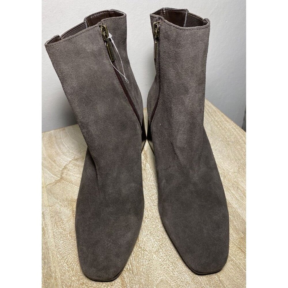 Blondo Woman SCARLETTE Waterproof Bootie Size 7M. NWOT Brown Suede